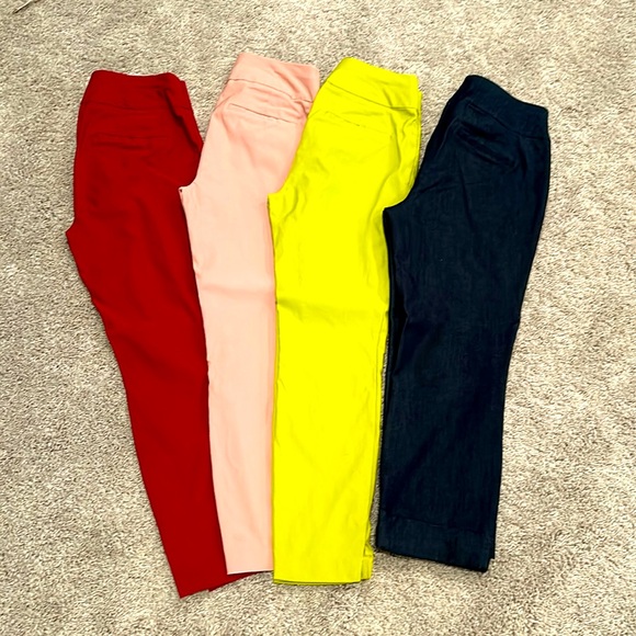 NEW YORK AND COMPANY-size medium pull-up ankle/crop pants set of 4 - Picture 2 of 8